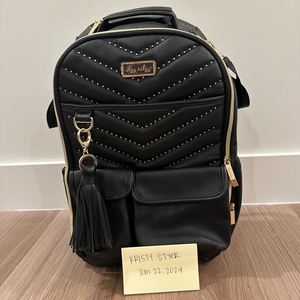 Itzy ritzy boss bag